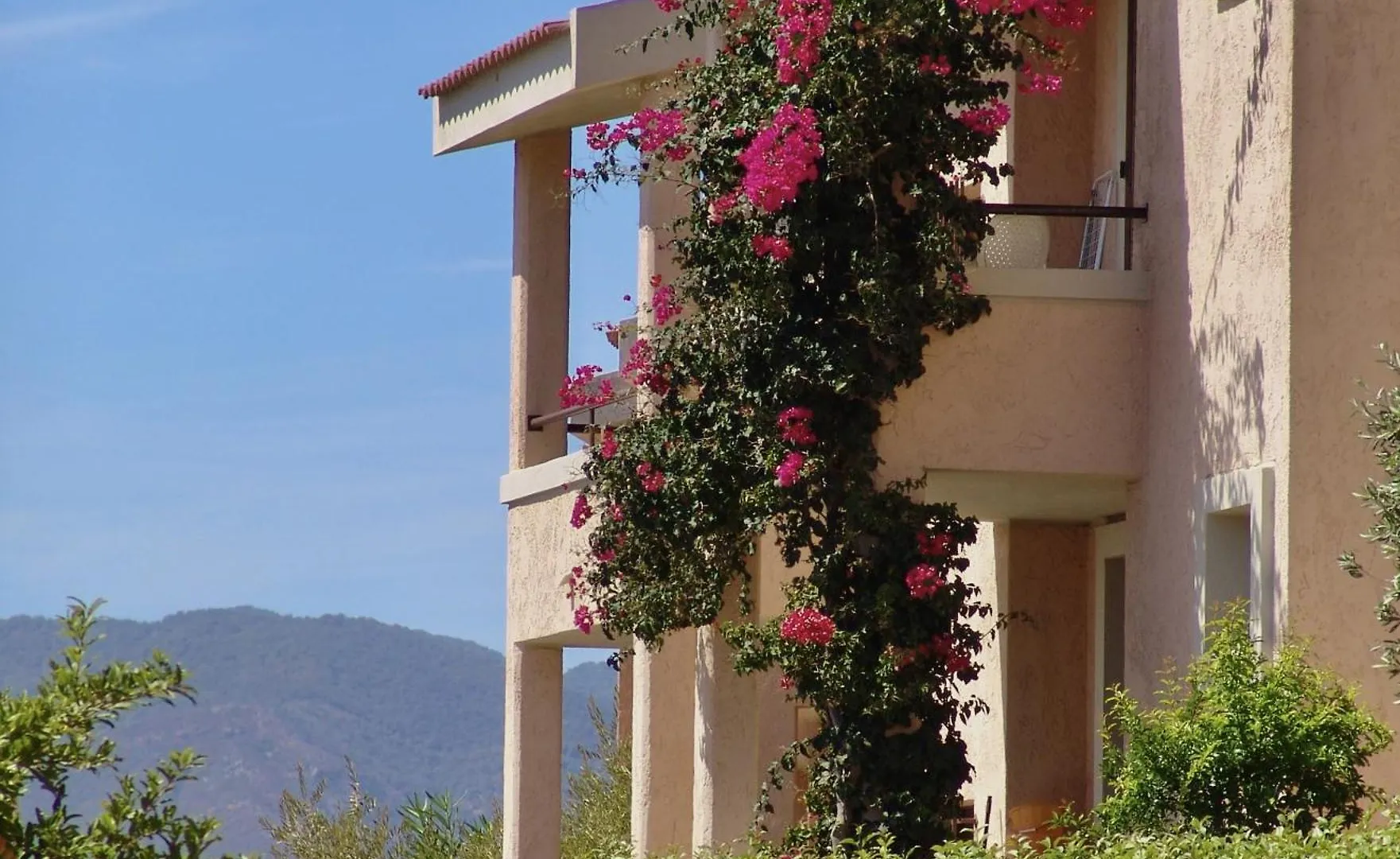 Village In Porto Corallo Just 200 Meters From The Beach, Apartments With Private Outdoor Area Villaputzu